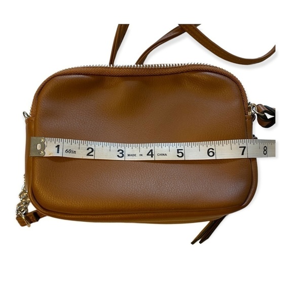 Caramel crossbody purse - Picture 2 of 6